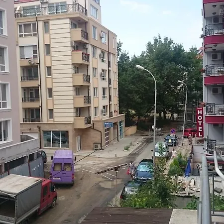Deluxe Stoyanovi Apartment